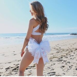 Bride to Be Bow & Headband Set